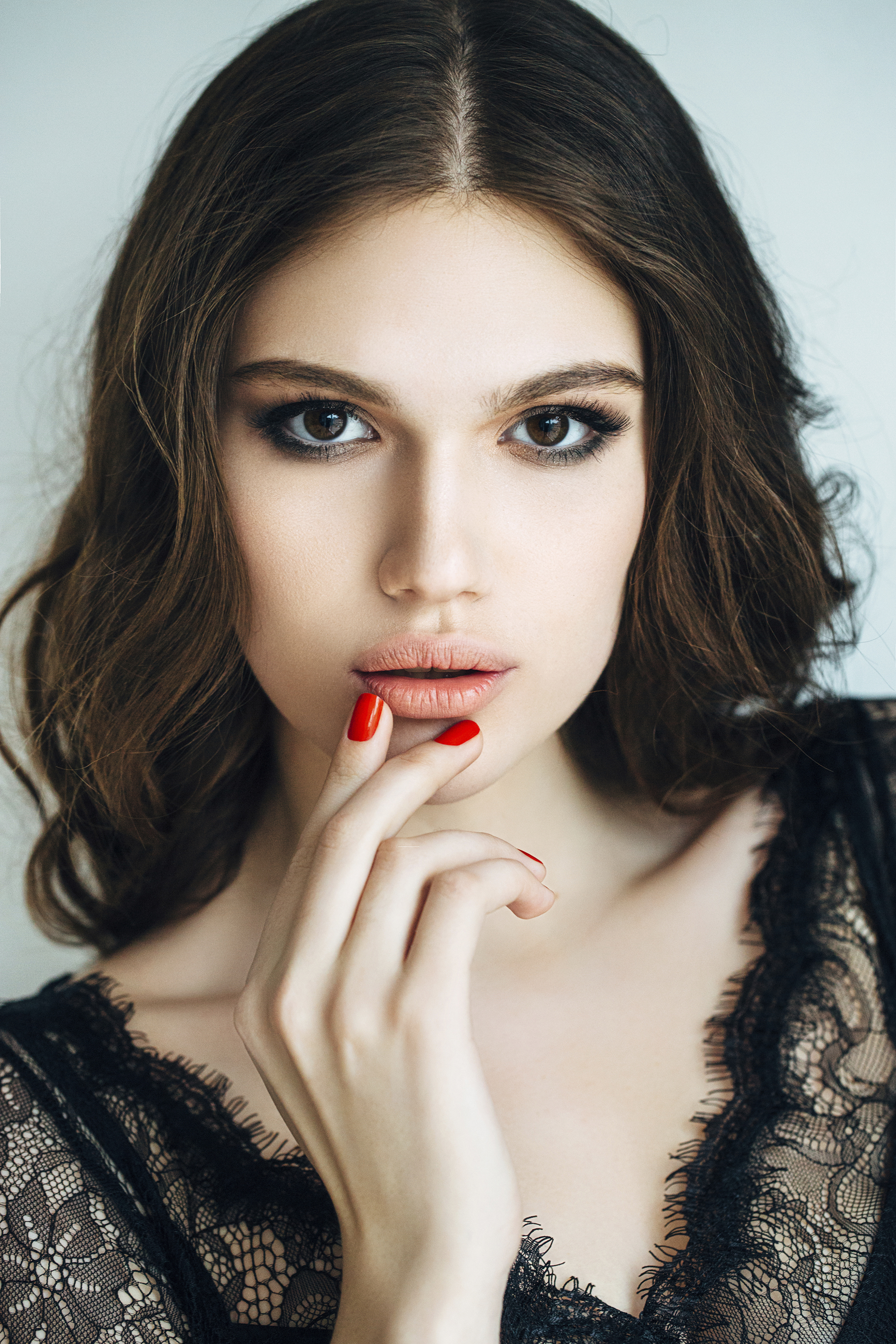 Makijaż na karnawał – eleganckie smokey eye