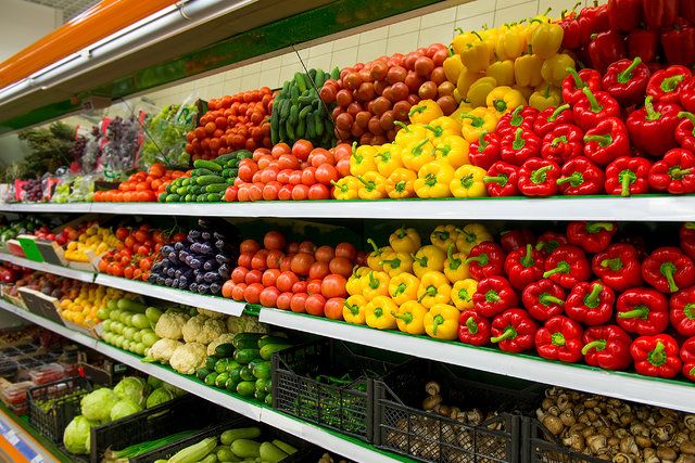 Zdrowa i kolorowa dieta latem