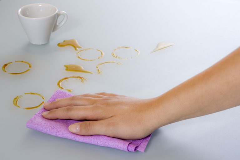 Każdy ma swoich świątecznych pomocników – 5 produktów must have na świąteczne porządki