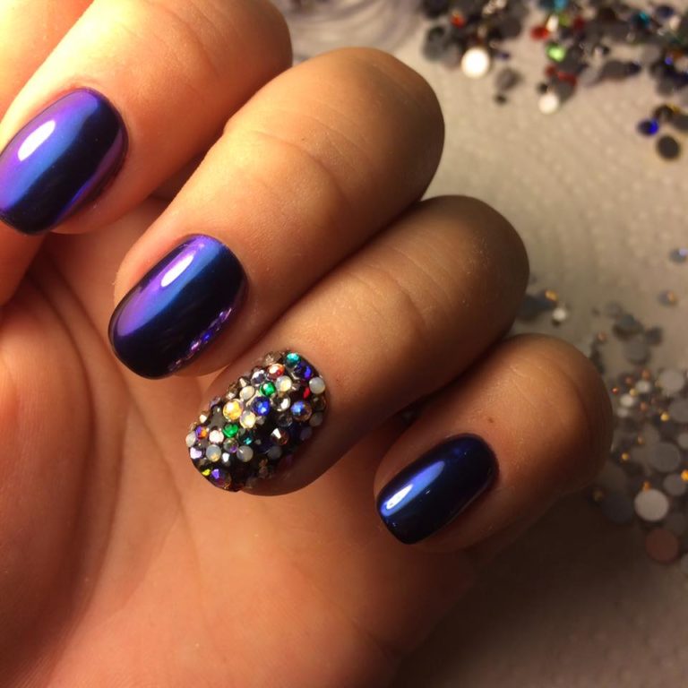 Letni manicure odkodowany