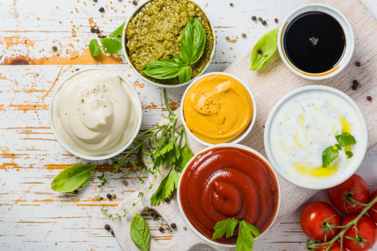 5 przepisów na sosy i dipy w oparciu o ketchup Pudliszki