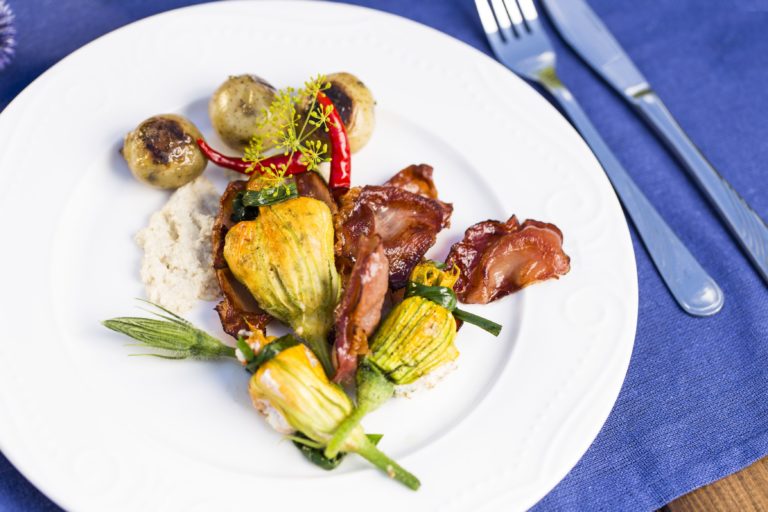 Letnie przepisy z grillowaną cukinią