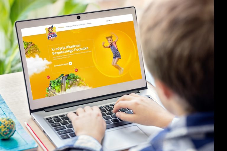 Internet źródłem wiedzy – jak zadbać o bezpieczeństwo dziecka w sieci?