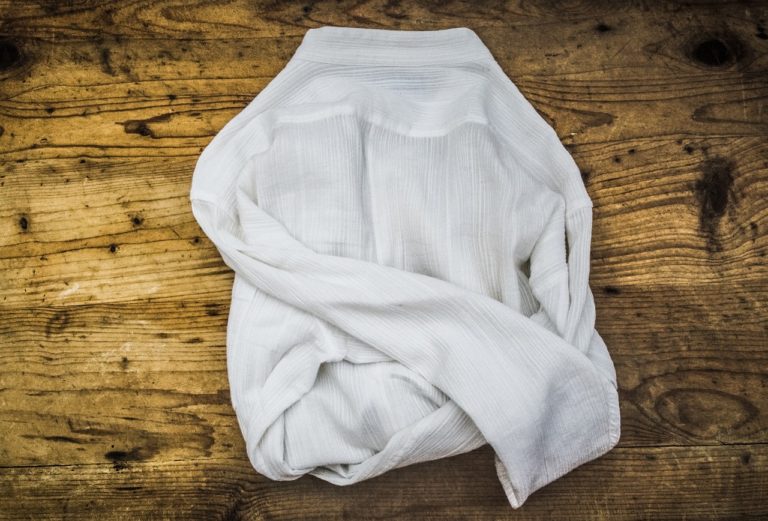 Jakie są największe zalety tkanin lnianych?