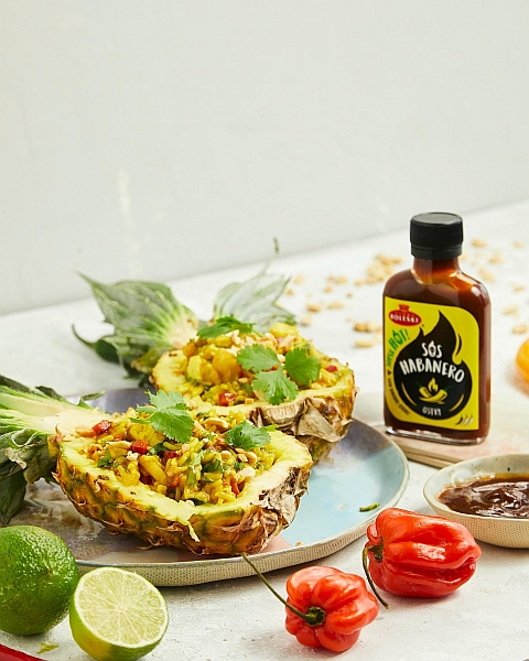 Ananas faszerowany pikantnym ryżem