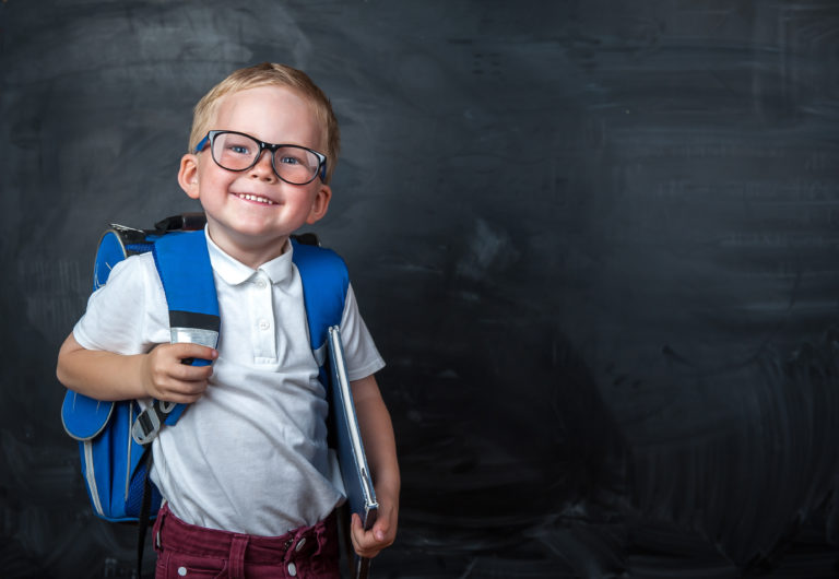 Ciężki powrót dzieci do szkół? Psycholog wyjaśnia, jak pomóc naszym pociechom