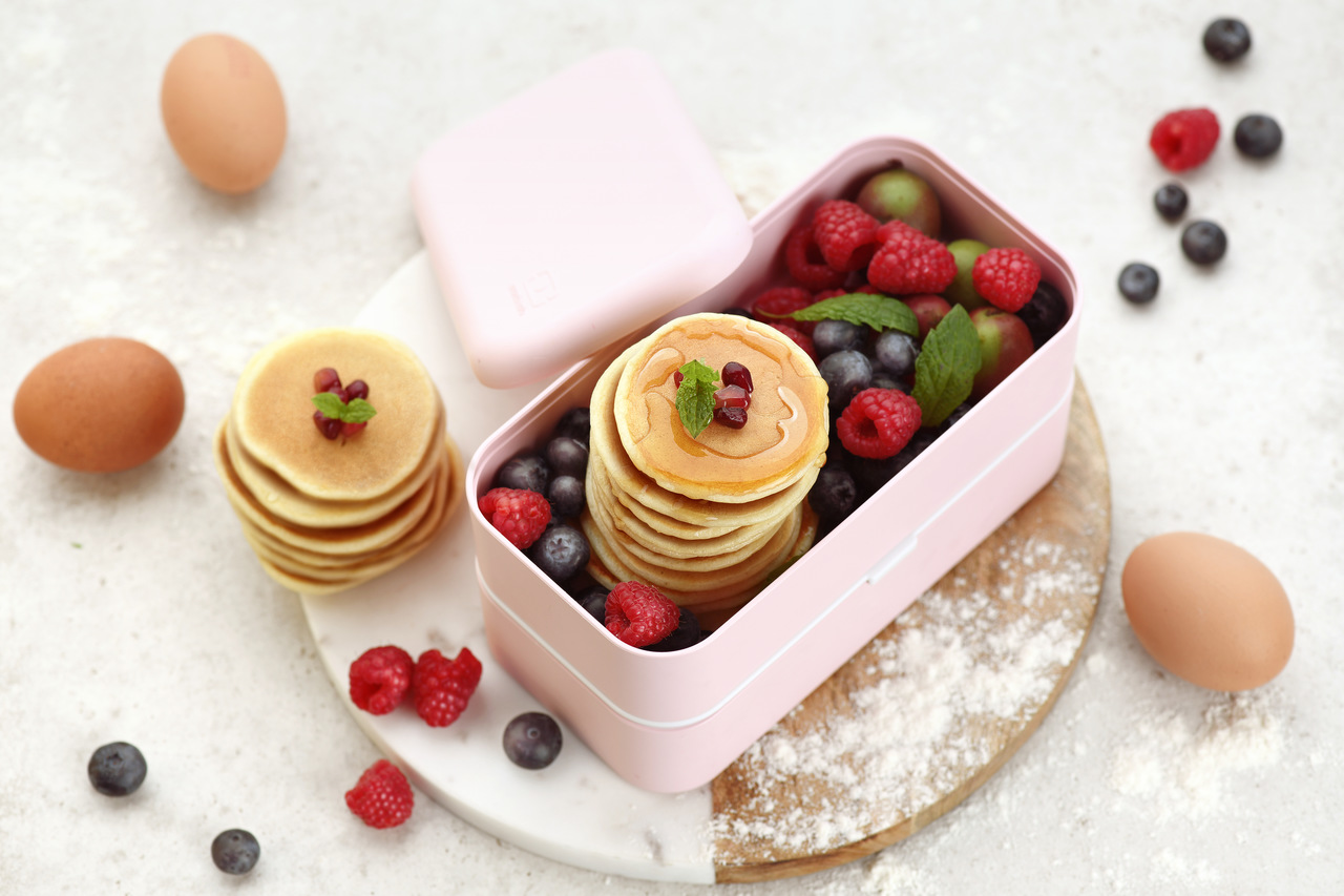 Szybkie, pyszne pancakes z owocami