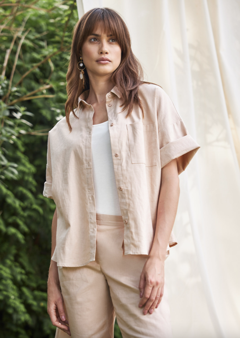 Idealny letni total look w kolorach natury
