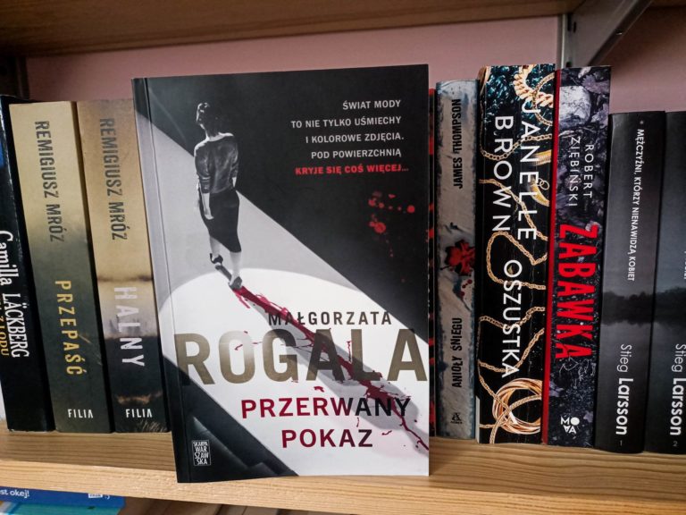 Przerwany pokaz Małgorzaty Rogali – recenzja