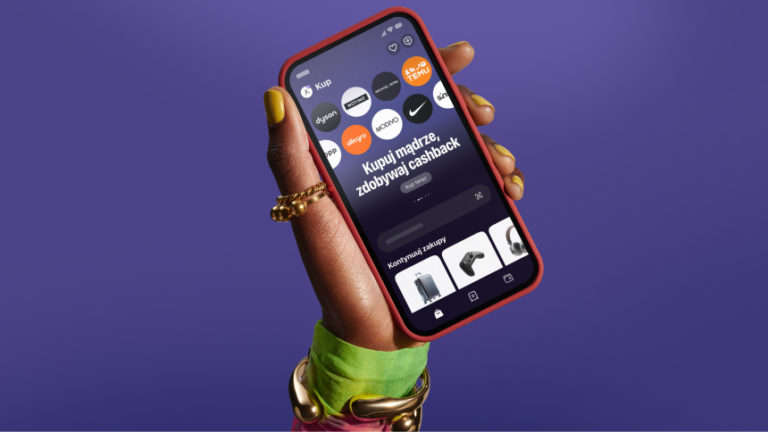 Polacy pokochali cashback